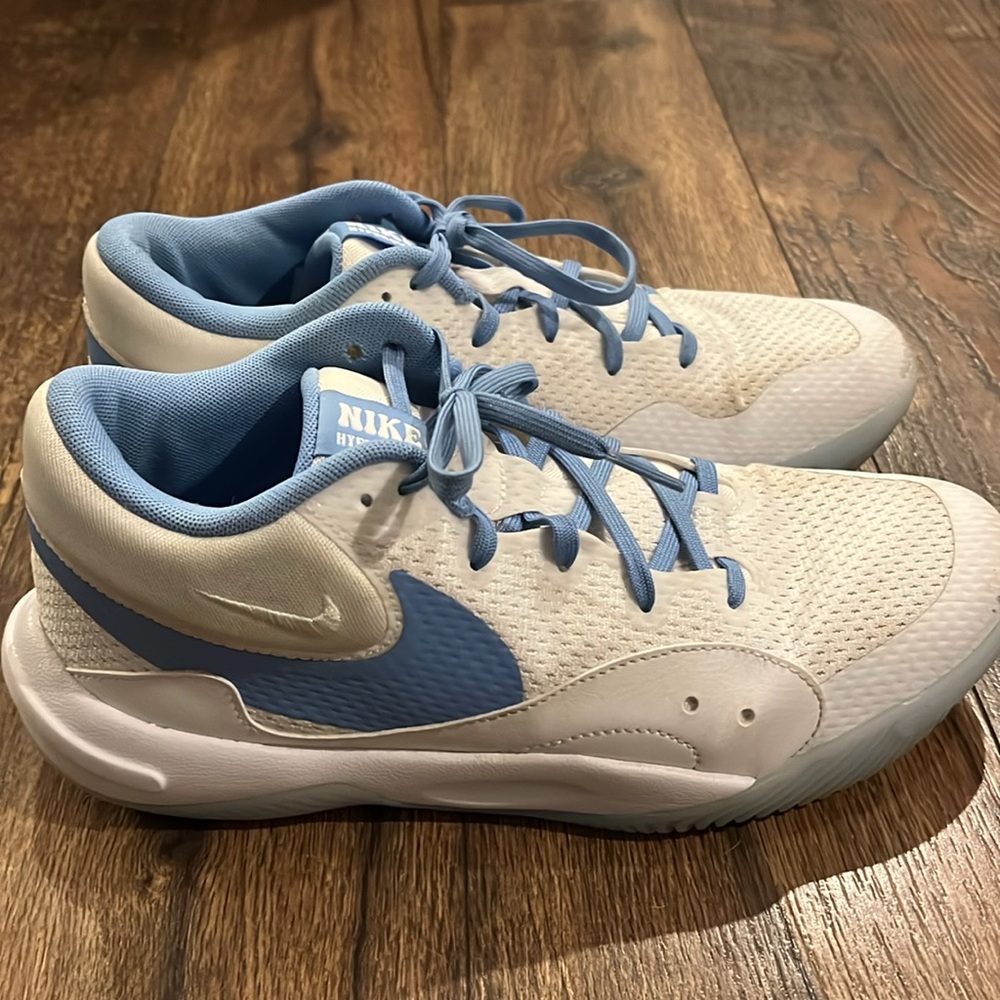 Nike hyperquick volleyballl shoes